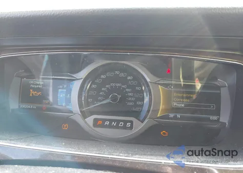 2016 Ford Taurus Limited z USA, uszkodzony, nr VIN 1FAHP2F80GG111517